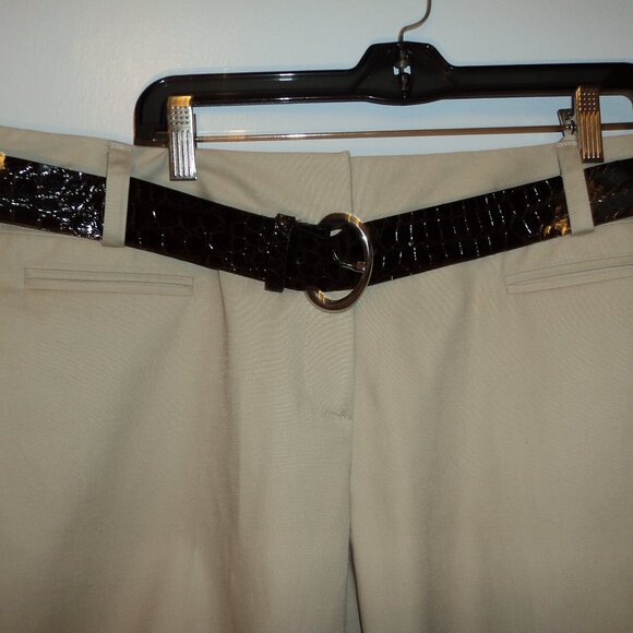 NWT Apt 9 Women's Size 16 Maxwell Fit Beige Capri Pants Cropped Faux Croc Belt - Picture 2 of 11